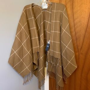 NWT Abercrombie Camel Brown Plaid Poncho O/S